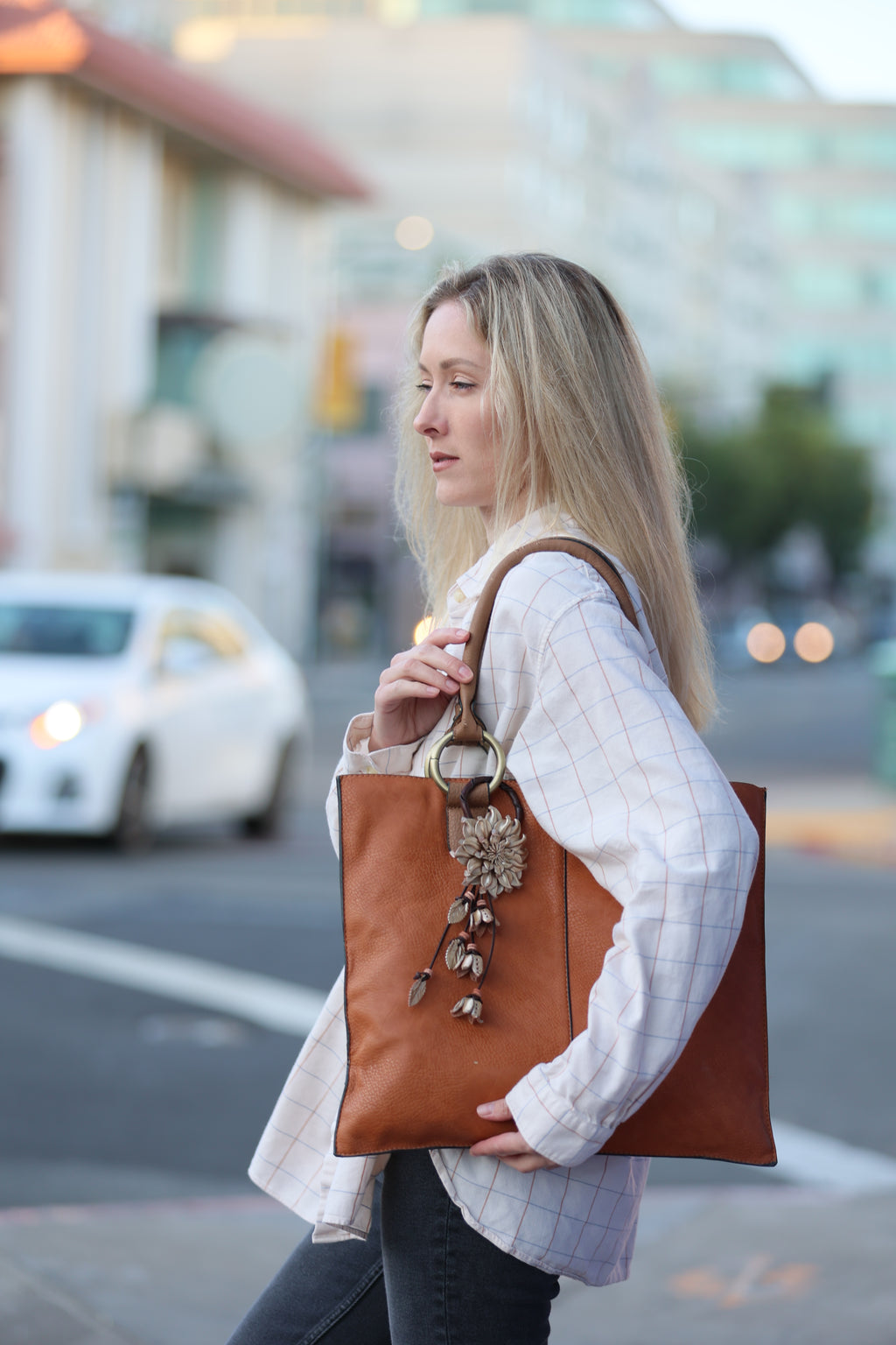 Chic Leather Flower Charm Keychain Ring | Handbag and Purse Designer Tassel Embellishment | Rearview Mirror Charm | Gift Package Faux Bow